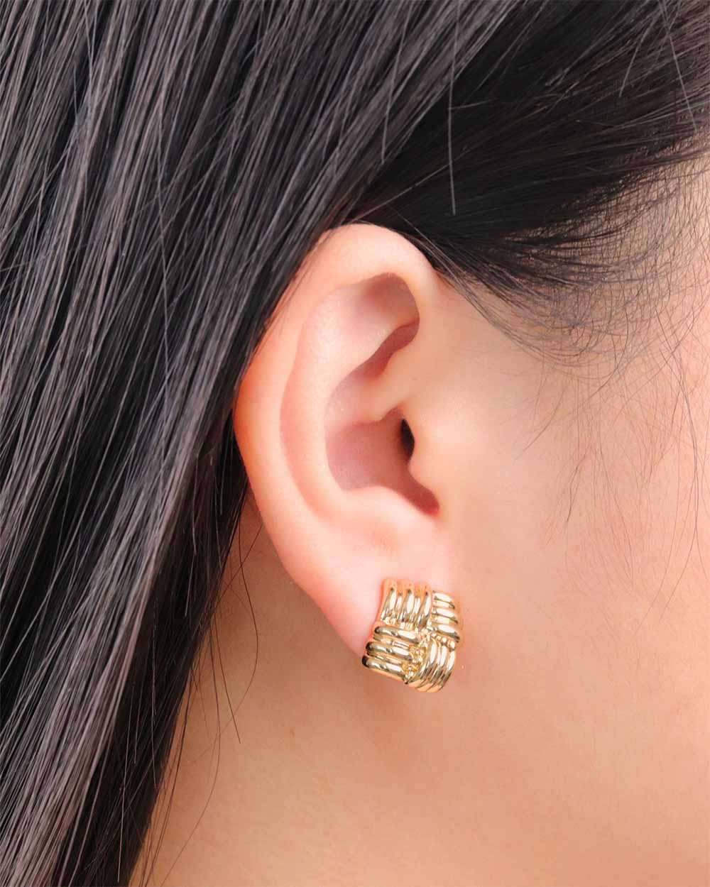Woven Studs [earrings]