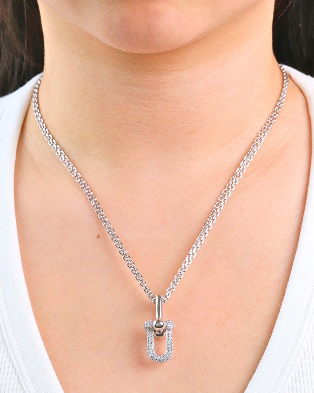 Mia [necklace]