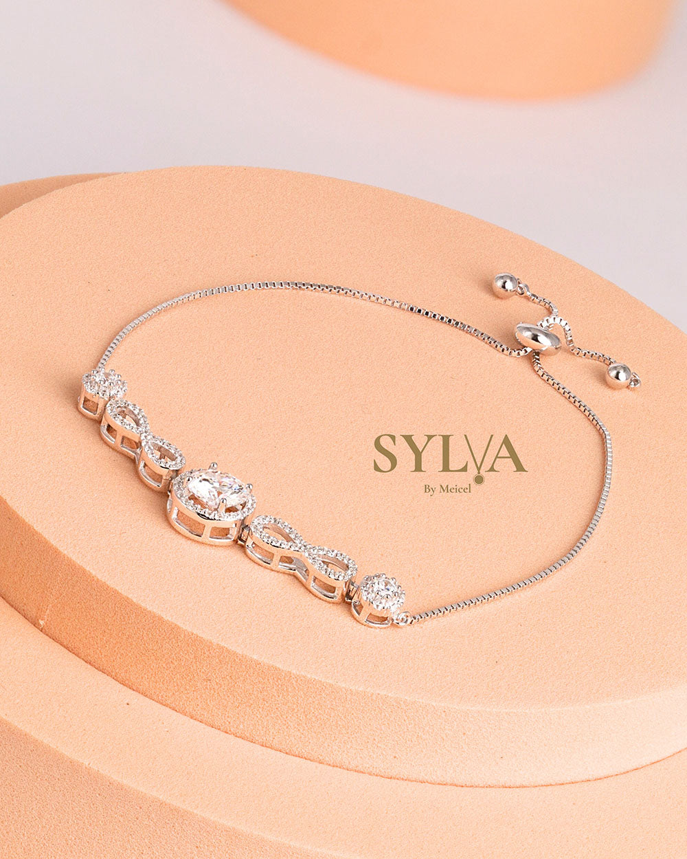 Eterna [bracelet]