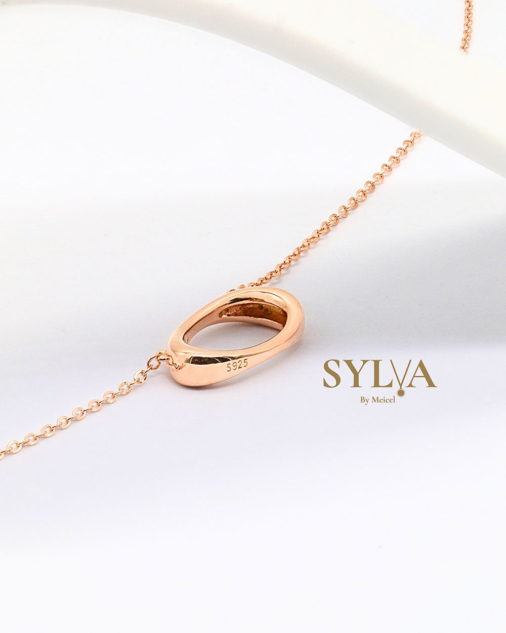 Aster [Necklace]