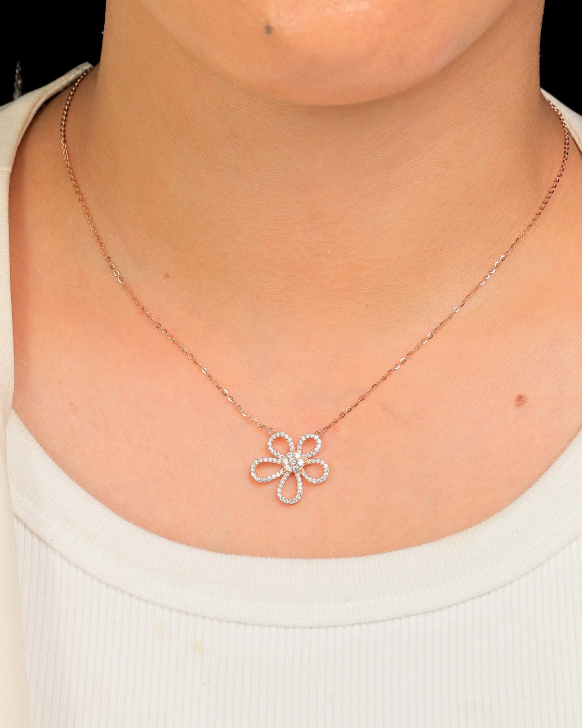 Columbine [necklace]