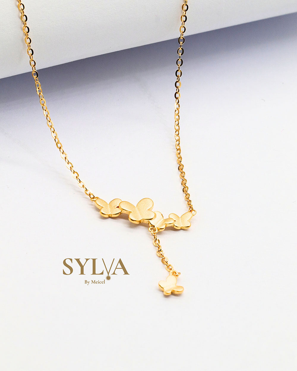 Daisy [Necklace]