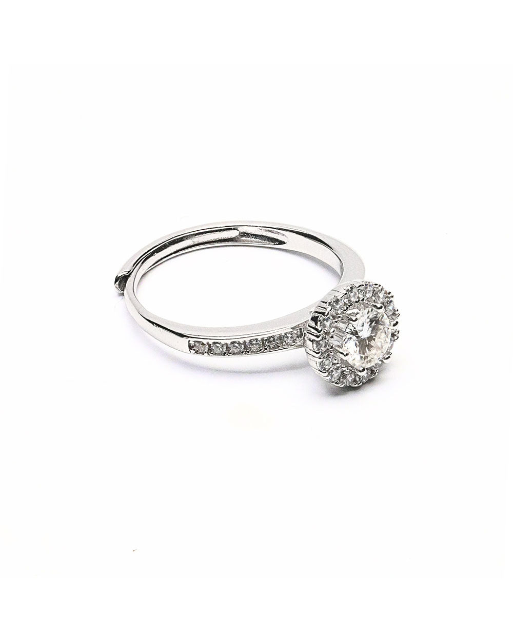 Leah [ring]