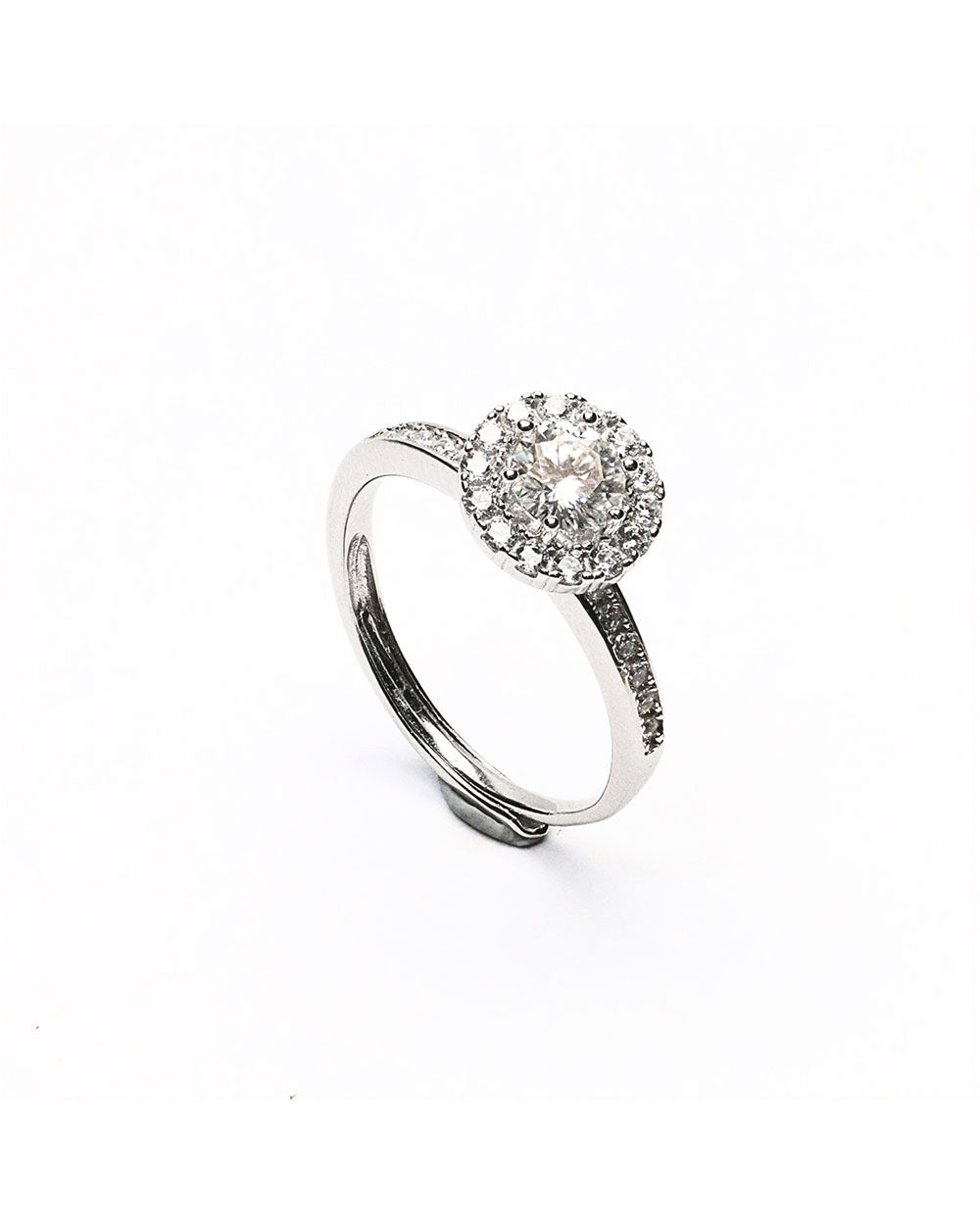 Leah [ring]